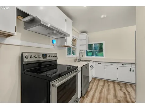 21575 SW 70th Avenue Tualatin OR 97062