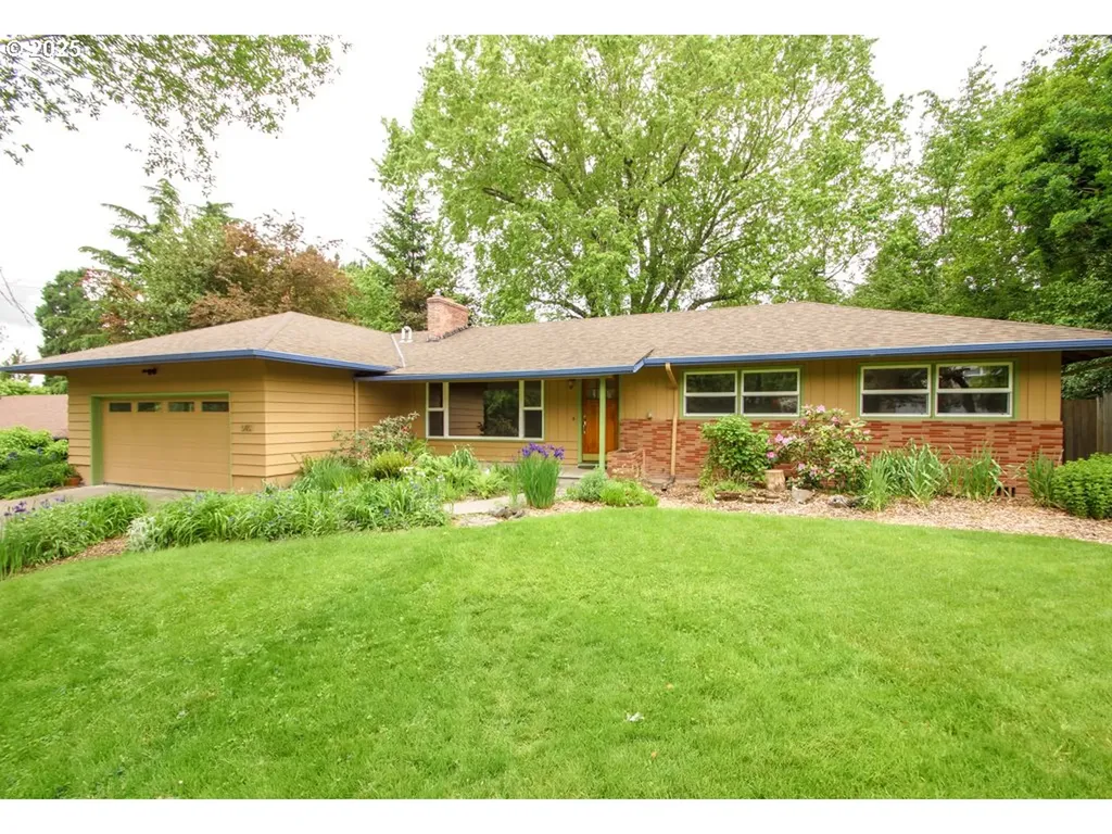 5451 SW 53rd Avenue Portland OR 97221