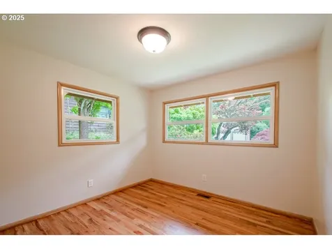 5451 SW 53rd Avenue Portland OR 97221