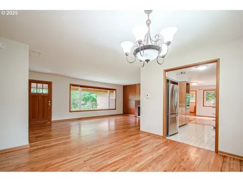5451 SW 53rd Avenue Portland OR 97221
