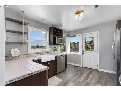 1609 NE 72nd Street Vancouver WA 98665