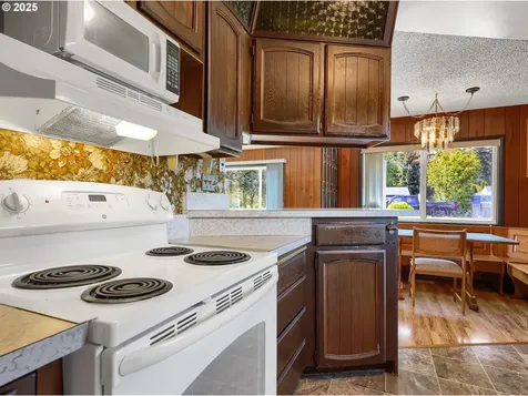 1425 SE 12th Place Warrenton OR 97146