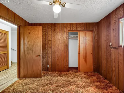 1425 SE 12th Place Warrenton OR 97146