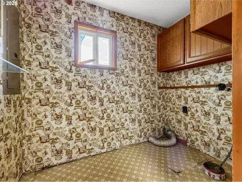 1425 SE 12th Place Warrenton OR 97146