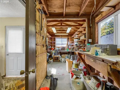 1425 SE 12th Place Warrenton OR 97146
