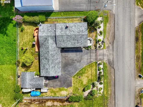 1425 SE 12th Place Warrenton OR 97146