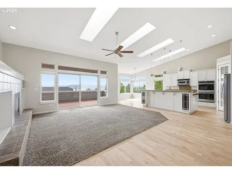 404 N X Street Washougal WA 98671