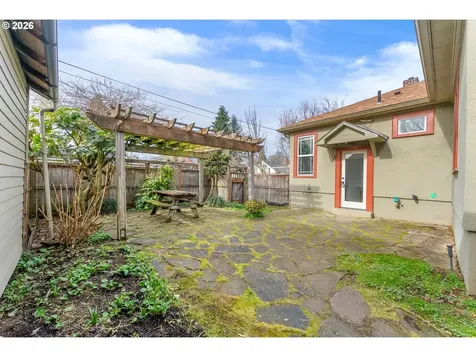 529 W 25th Street Vancouver WA 98660