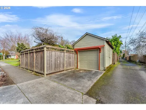 529 W 25th Street Vancouver WA 98660