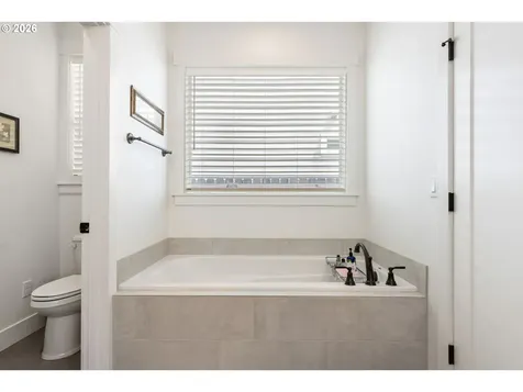 4601 S 13th Way Ridgefield WA 98642