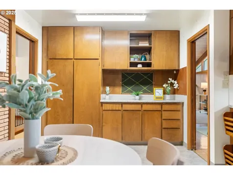 4035 SW Altadena Avenue Portland OR 97239
