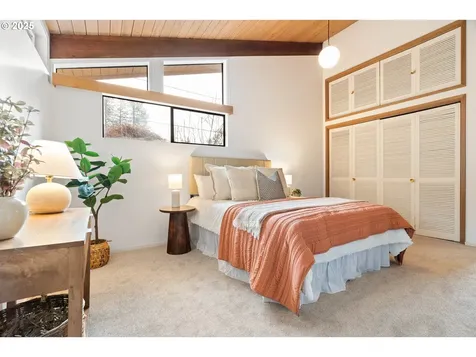 4035 SW Altadena Avenue Portland OR 97239