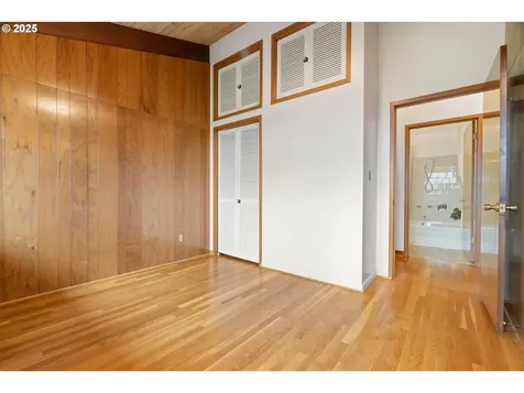 4035 SW Altadena Avenue Portland OR 97239