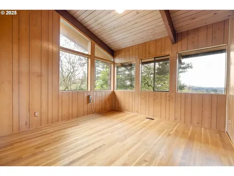 4035 SW Altadena Avenue Portland OR 97239