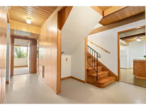 4035 SW Altadena Avenue Portland OR 97239