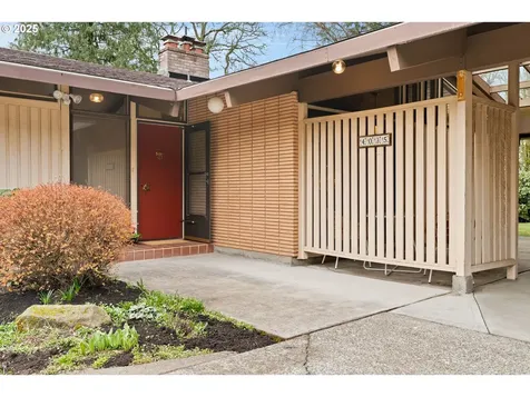 4035 SW Altadena Avenue Portland OR 97239