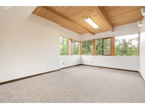 4035 SW Altadena Avenue Portland OR 97239