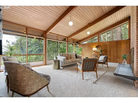 4035 SW Altadena Avenue Portland OR 97239
