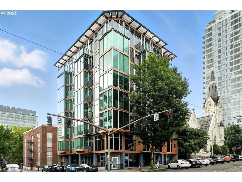 1410 SW 11th Avenue Portland OR 97201
