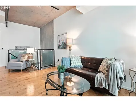 1410 SW 11th Avenue Portland OR 97201