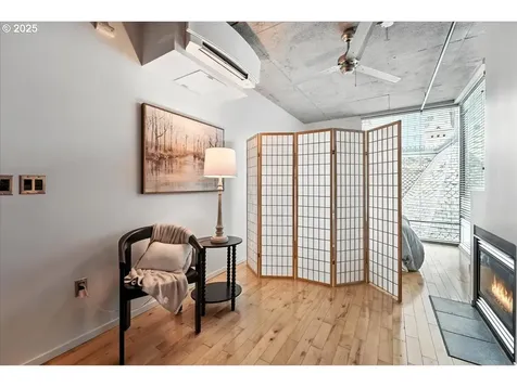 1410 SW 11th Avenue Portland OR 97201