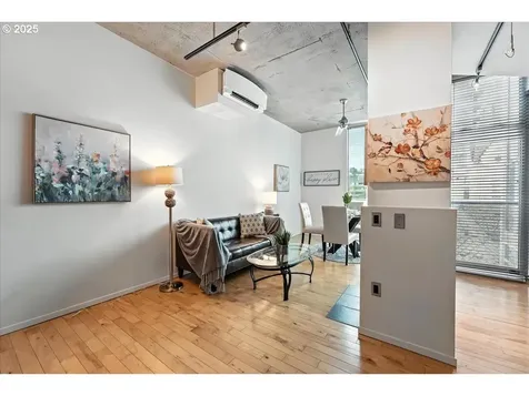 1410 SW 11th Avenue Portland OR 97201
