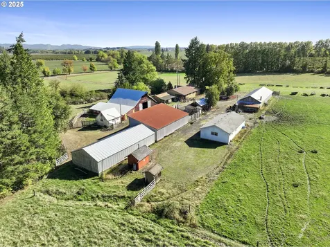 17300 SW Muddy Valley Road Mcminnville OR 97128