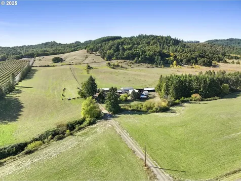 17300 SW Muddy Valley Road Mcminnville OR 97128