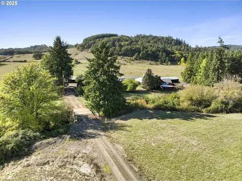 17300 SW Muddy Valley Road Mcminnville OR 97128