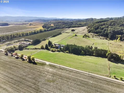17300 SW Muddy Valley Road Mcminnville OR 97128