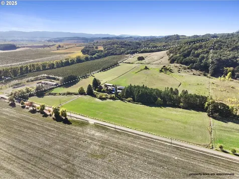 17300 SW Muddy Valley Road Mcminnville OR 97128