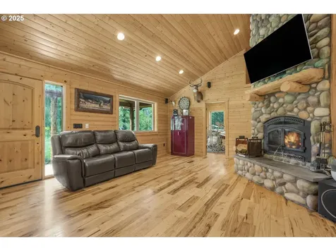 58885 E Marmot Road Sandy OR 97055