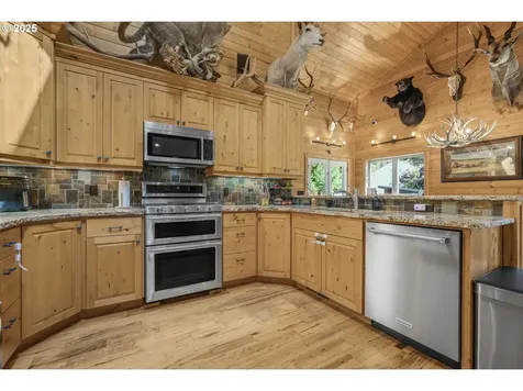 58885 E Marmot Road Sandy OR 97055