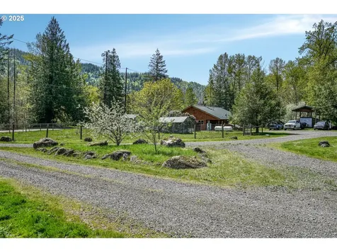 58885 E Marmot Road Sandy OR 97055