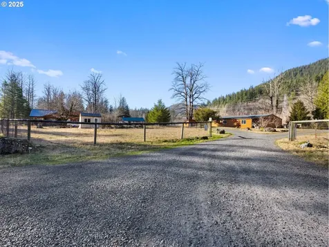 58885 E Marmot Road Sandy OR 97055