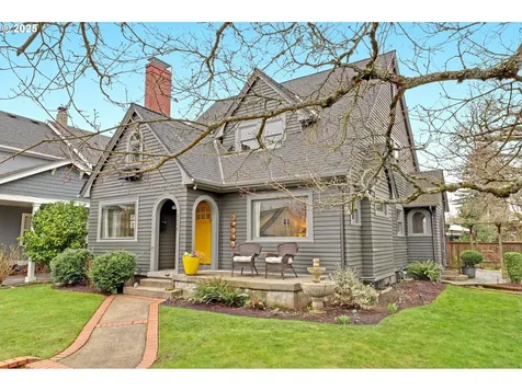 2806 NE Bryce Street Portland OR 97212