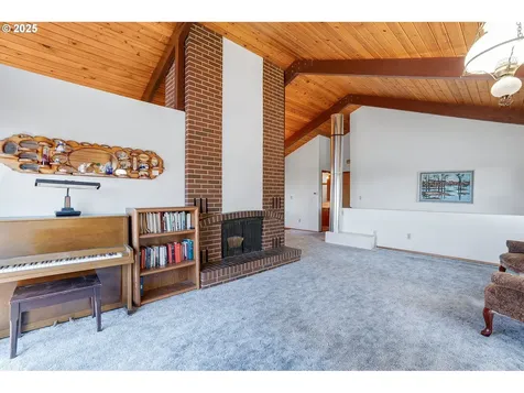 28795 SW Petes Mountain Road West Linn OR 97068