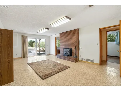28795 SW Petes Mountain Road West Linn OR 97068
