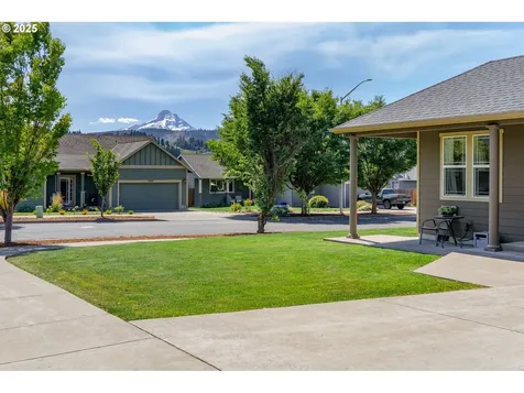 3529 Jones Loop Hood River OR 97031