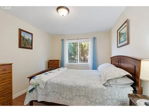 3529 Jones Loop Hood River OR 97031