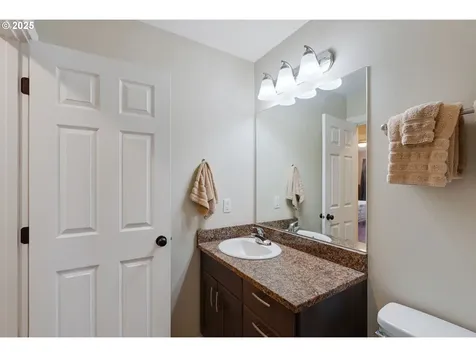 3529 Jones Loop Hood River OR 97031
