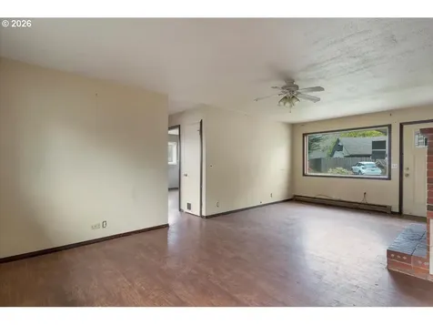 4634 SE Lee Avenue Lincoln City OR 97367