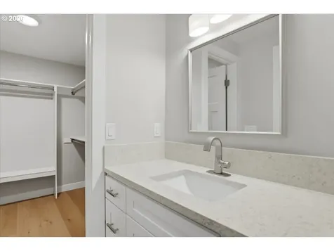 9410 NE 80th Avenue Vancouver WA 98662