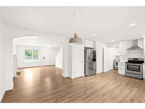8312 SE 65th Avenue Portland OR 97206