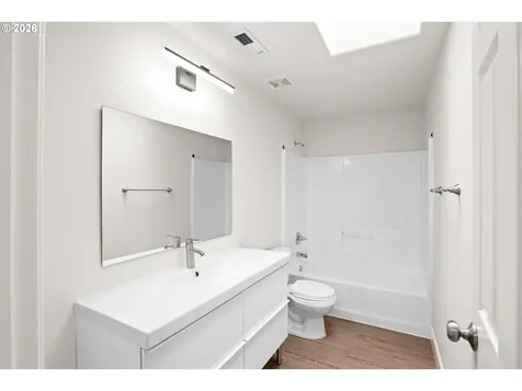 8312 SE 65th Avenue Portland OR 97206