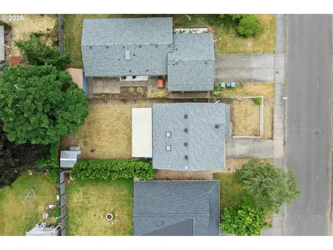 8312 SE 65th Avenue Portland OR 97206