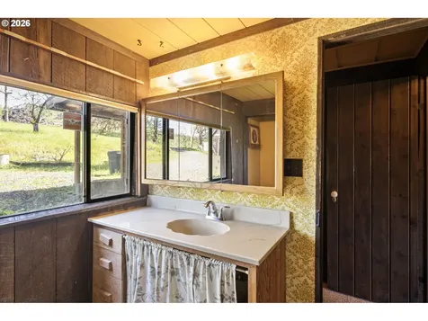 29875 Sodaville Mtn Home Road Lebanon OR 97355