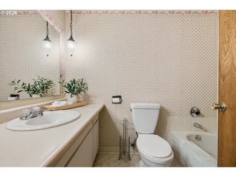 13501 SE 20th Circle Vancouver WA 98683
