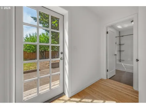 1605 SE 22nd Avenue Portland OR 97214