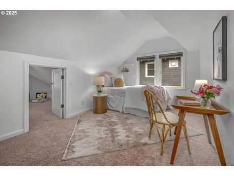 1605 SE 22nd Avenue Portland OR 97214